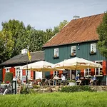 Hotel,herberg & De Smidse