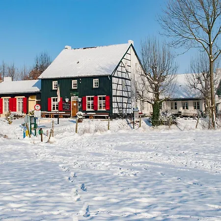 Отель Hotel,herberg & De Smidse Эпен