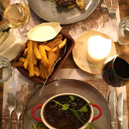 Hotel,herberg & De Smidse Hotell Epen