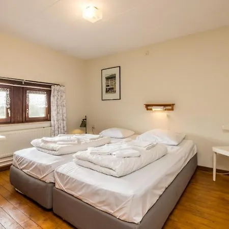 Отель Hotel,herberg & De Smidse *